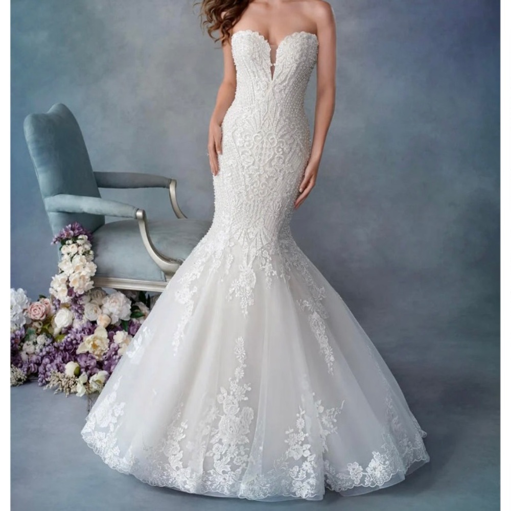 KENNETH WINSTON BRIDAL GOWN